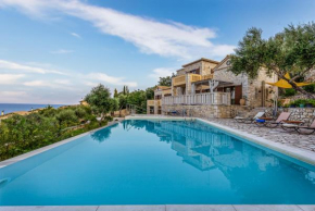 Гостиница Villa Ionia  Гайос